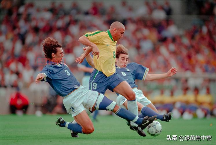 埃霍恩的冰霜之镰：火焰节限定，颜值与实力兼备