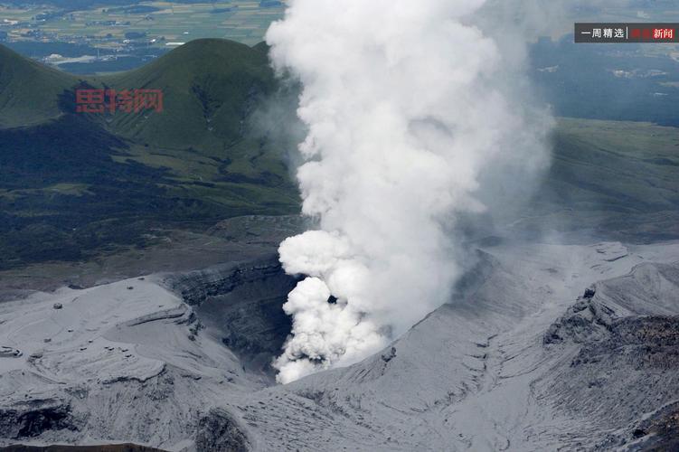 一羽月土米水日古余的成语解析：一塌糊涂
