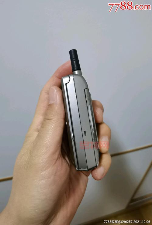 深入解析波导W800：一款优秀的3G智能手机