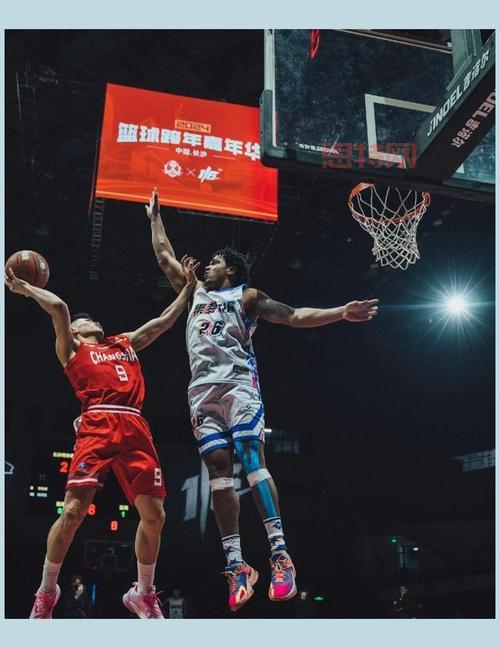 勇士换莫兰特还是科尔？球迷热议勇士未来走向